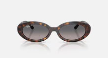 Cargar imagen en el visor de la galería, Ray-Ban 2223 Sunglasses