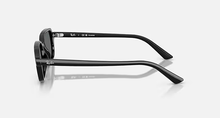 Cargar imagen en el visor de la galería, Ray-Ban Zuri Sunglasses