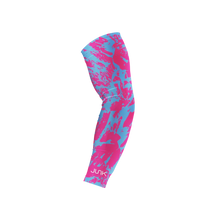 Cargar imagen en el visor de la galería, Junk Bubblegum Blue Arm Sleeve
