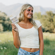 Cargar imagen en el visor de la galería, K'lani Faith Hair Tie + Bracelet