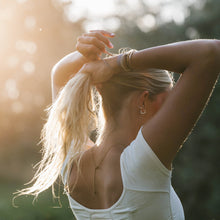 Cargar imagen en el visor de la galería, K'lani Faith Hair Tie + Bracelet