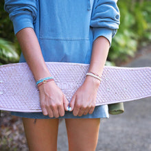 Cargar imagen en el visor de la galería, K'lani Live Hair Tie + Bracelet