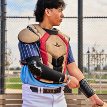 Cargar imagen en el visor de la galería, McDavid Adults' HEX High Impact Arm Sleeve