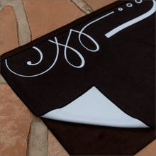 Cargar imagen en el visor de la galería, Onyx Yoga Towel
