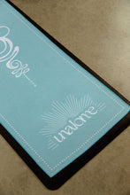 Cargar imagen en el visor de la galería, Prana Yoga Towel
