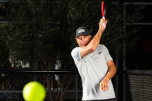 Cargar imagen en el visor de la galería, Selkirk Valkyrie Pickleball Paddle (Widebody)