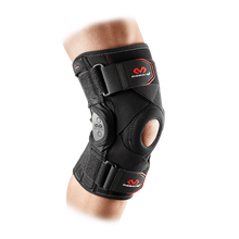 Cargar imagen en el visor de la galería, McDavid Knee Brace with Polycentric Hinges & Cross Straps