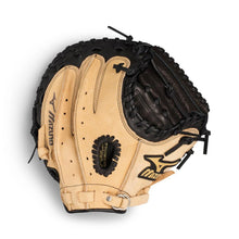 Cargar imagen en el visor de la galería, Mizuno Prospect Series Youth Baseball Catcher's Mitt 32"
