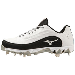 Mizuno 9-Spike Swift 8 Low Women's Metal Fastpitch Softball Cleat
