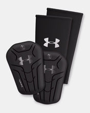 Cargar imagen en el visor de la galería, Under Armour Challenger Elite Sleeved Soccer Shin Guard
