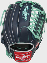 Cargar imagen en el visor de la galería, Rawlings R9 Series 11.75-Inch Baseball Glove
