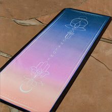 Cargar imagen en el visor de la galería, SOLD OUT - Sunset Yoga Towel
