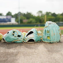 Load image into Gallery viewer, Marucci Palmetto M Type 98R3 12.75&quot; H-Web Fastpitch Softball Glove. Marucci softball gloves teal
