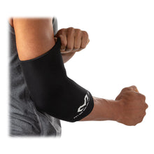 Load image into Gallery viewer, McDavid Flex Ice/Heat Therapy Arm/Elbow Compression Sleeve.McDavid Flex Ice/Heat Therapy Arm/Elbow Compression Sleeve
