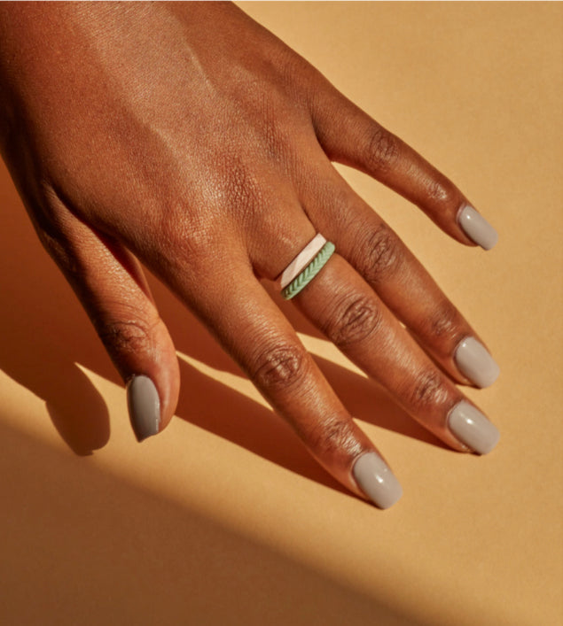 Qalo Stackable Rings Women's QALO Stackable Silicone Ring Set - Wildflower – TOP GEAR ATHLETICS