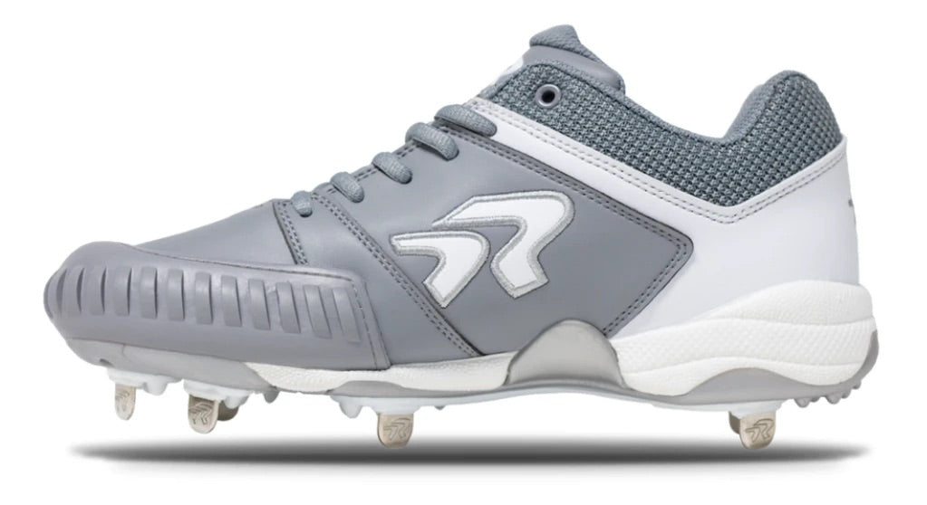 Turf shoes for softball sales pitchers