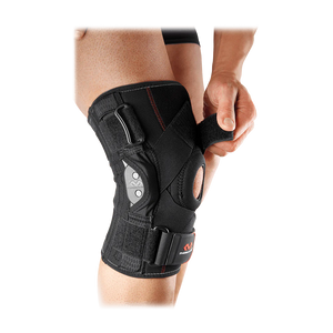 McDavid Knee Brace with Polycentric Hinges & Cross Straps black